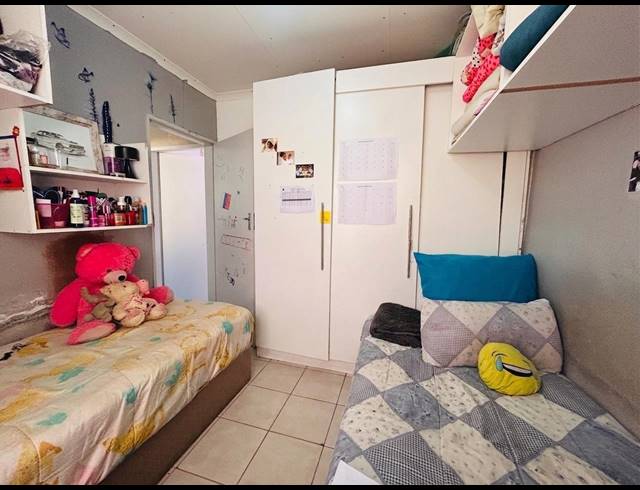 2 BEDROOM HOUSE FOR SALE IN SAVANNA CITY